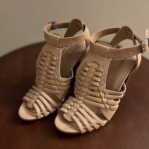 Merona Chunky Heel Sandals (creme color)